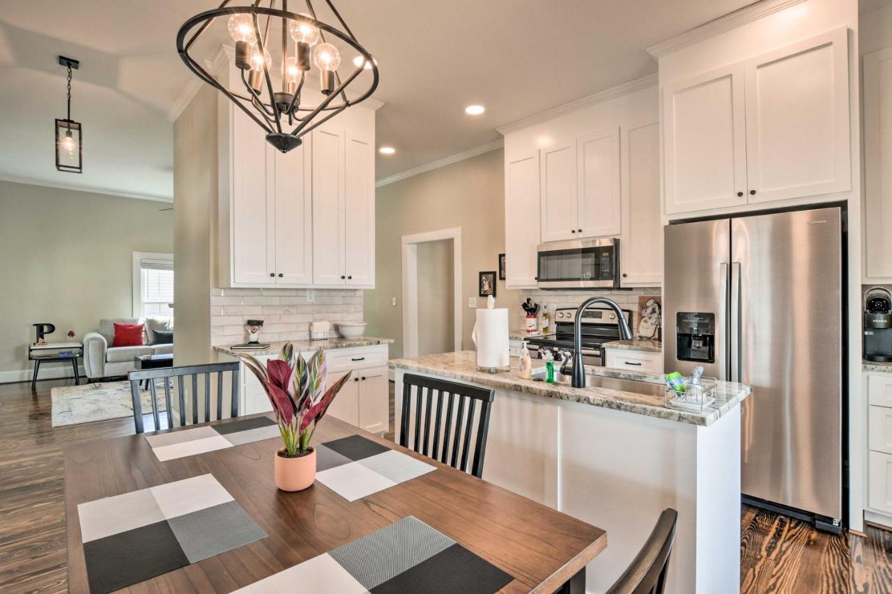 Ideally Located Penne Place With Deck And Grill Greenville Exterior foto